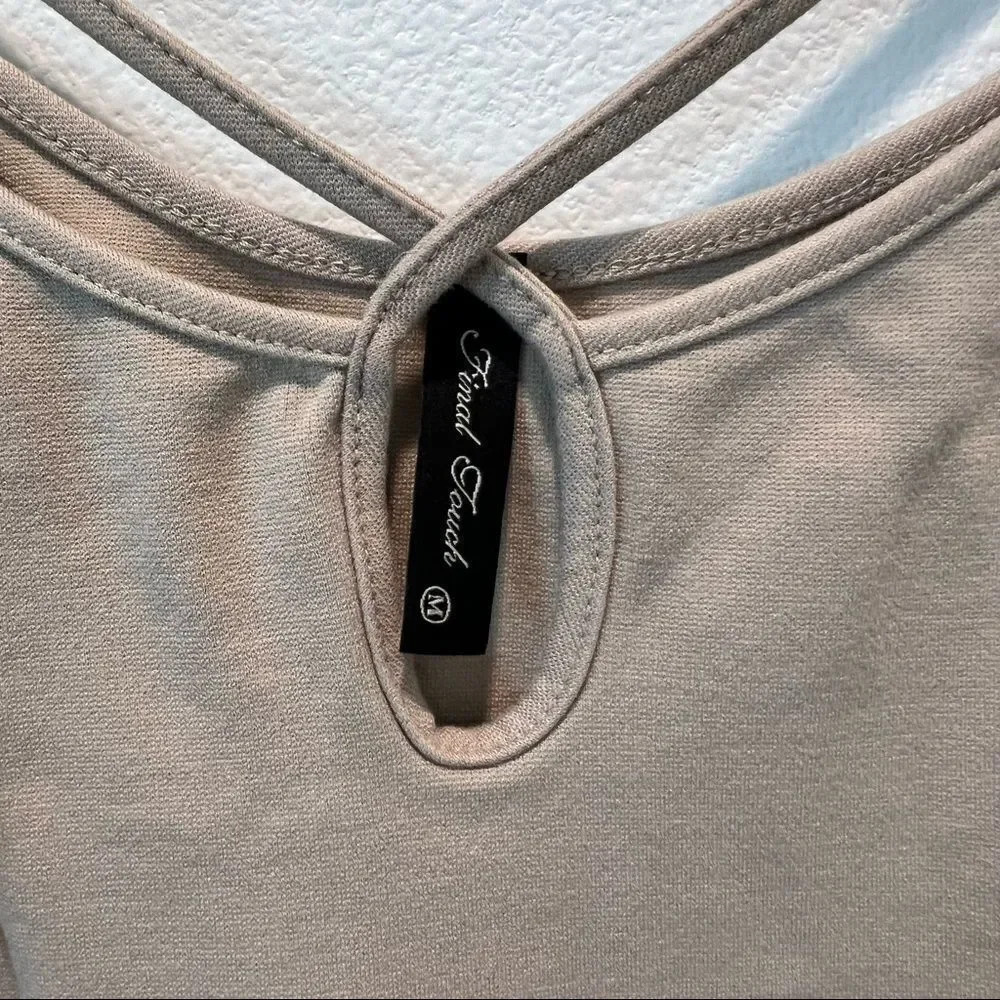 NORDSTROM CROPPED TANK - Picture 3 of 3